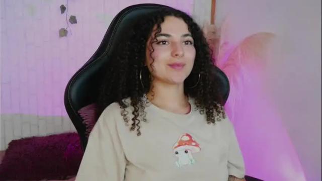 Image 10 of merida_bell18 Stream on Chaturbate on 2 months ago