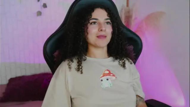 Image 7 of merida_bell18 Stream on Chaturbate on 2 months ago