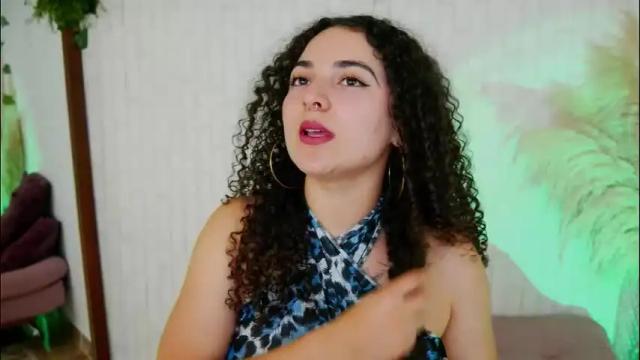 Image 6 of merida_bell18 Stream on Chaturbate on 1 month ago