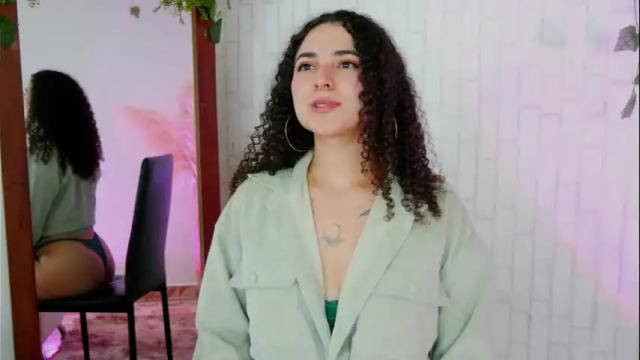 Image 6 of merida_bell18 Stream on Chaturbate on 25 days ago