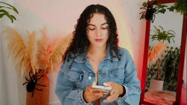 Image 2 of merida_bell18 Stream on Chaturbate on 5 days ago