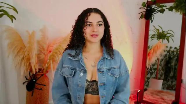 Image 3 of merida_bell18 Stream on Chaturbate on 5 days ago