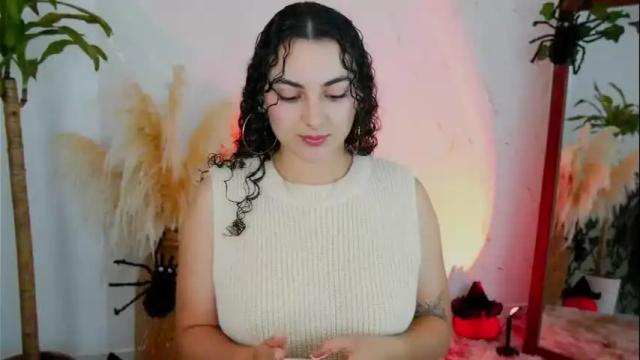 Image 4 of merida_bell18 Stream on Chaturbate on 3 days ago