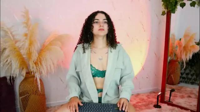 Image 8 of merida_bell18 Stream on Chaturbate on 2 months ago