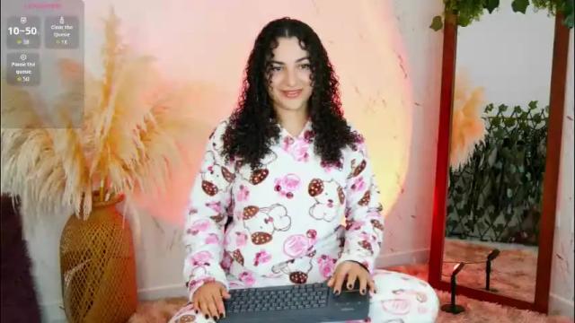 Image 7 of merida_bell18 Stream on Chaturbate on 2 months ago