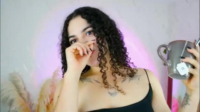 Image 11 of merida_bell18 Stream on Chaturbate on 2 months ago