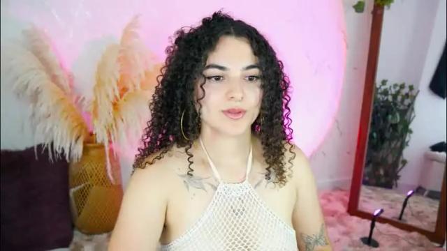 Image 11 of merida_bell18 Stream on Chaturbate on 1 month ago
