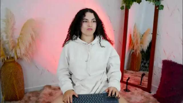Image 6 of merida_bell18 Stream on Chaturbate on 1 month ago