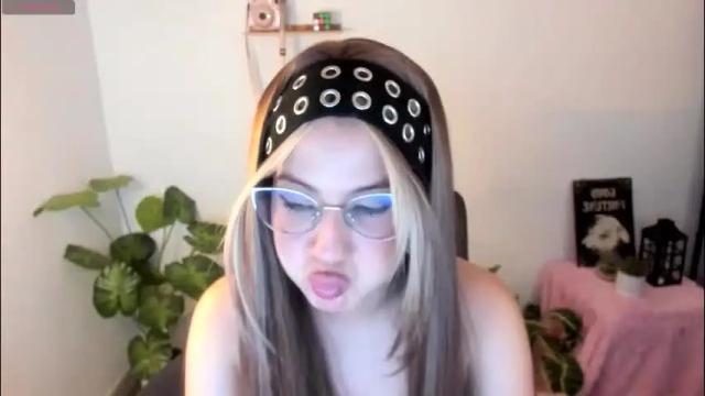 Thumbnail 1, meridaxbrave_'s Stream at Chaturbate, 15 hours ago