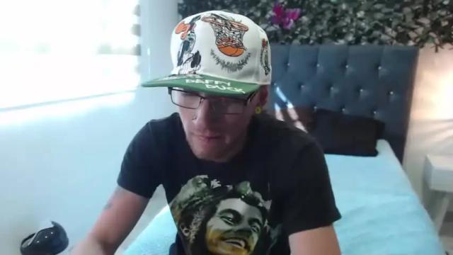 Thumbnail 3, merithxell_wiilfran's Stream at Chaturbate, 15 months ago