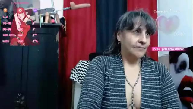 Image 4 of merlyna_goldens Stream on Chaturbate on 13 days ago
