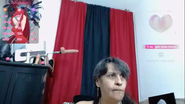 Image 8 of merlyna_goldens Stream on Chaturbate on 13 days ago