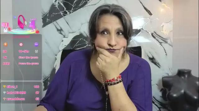 Image 7 of merlyna_goldens Stream on Chaturbate on 2 months ago