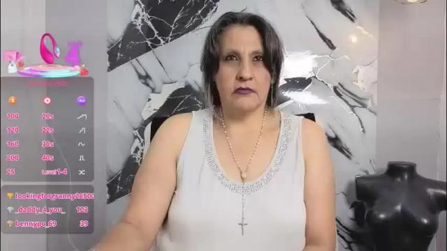 Image 11 of merlyna_goldens Stream on Chaturbate on 2 months ago