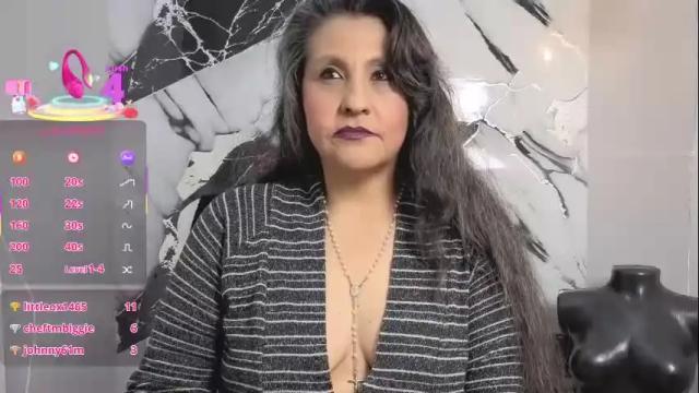 Image 7 of merlyna_goldens Stream on Chaturbate on 1 month ago