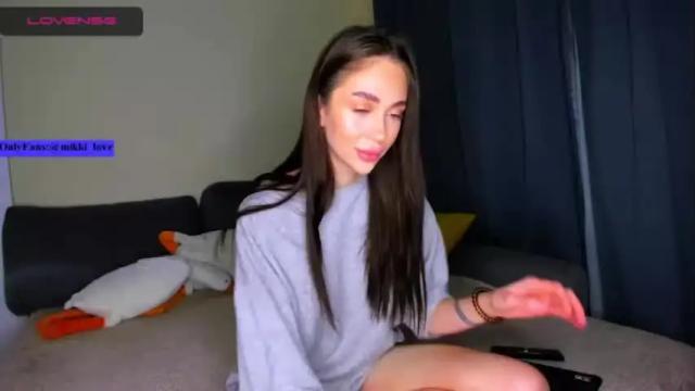 Image 4 of merr_weber_ Stream on Chaturbate on 20 months ago