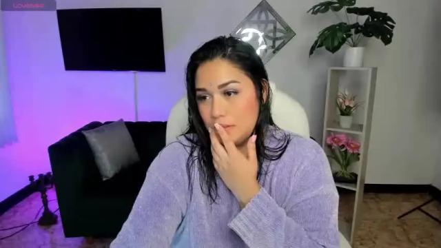 Image 8 of meryem_basharaa Stream on Chaturbate on 15 months ago