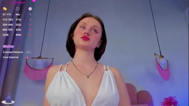 Image 10 of merylew Stream on Chaturbate on 1 month ago