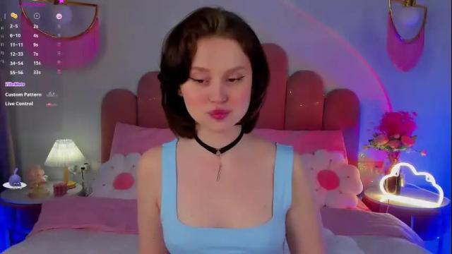 Image 2 of merylew Stream on Chaturbate on 1 month ago