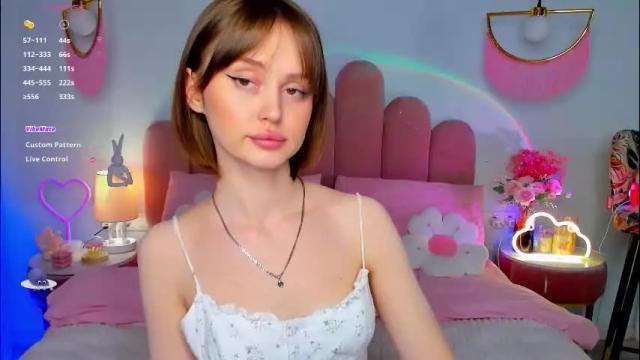 Image 12 of merylew Stream on Chaturbate on 1 month ago