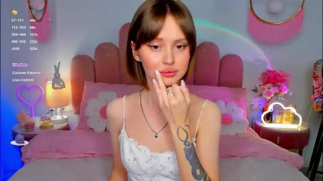 Image 6 of merylew Stream on Chaturbate on 1 month ago