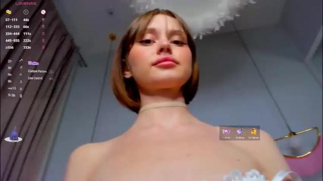 Image 12 of merylew Stream on Chaturbate on 1 month ago