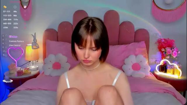 Image 12 of merylew Stream on Chaturbate on 1 month ago