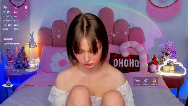 Image 12 of merylew Stream on Chaturbate on 7 days ago