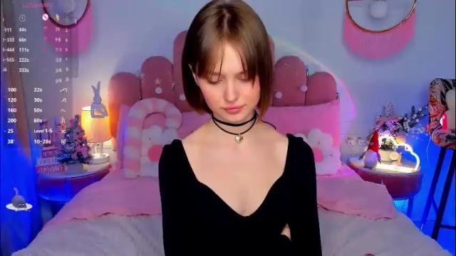 Image 8 of merylew Stream on Chaturbate on 5 days ago