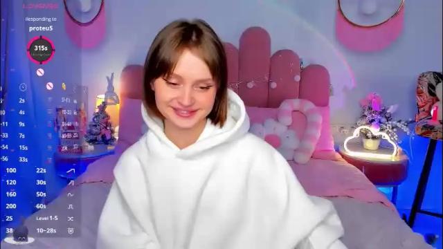 Image 12 of merylew Stream on Chaturbate on 6 days ago