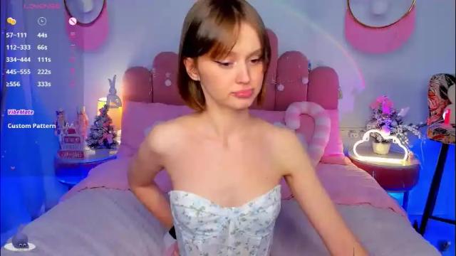 Image 4 of merylew Stream on Chaturbate on 6 days ago