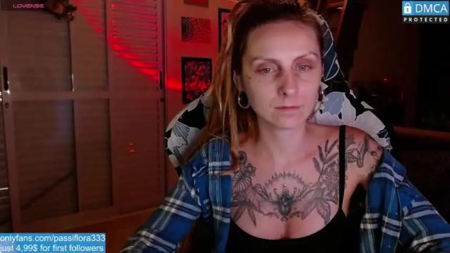 Thumbnail 2, mesmerizing_tati333's Stream at Chaturbate, 16 months ago