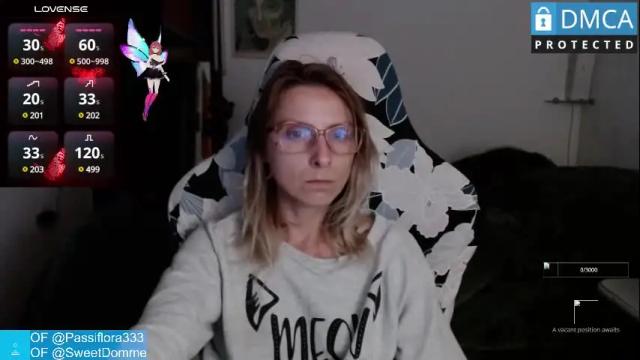 Image 4 of mesmerizing_tati333 Stream on Chaturbate on 3 months ago