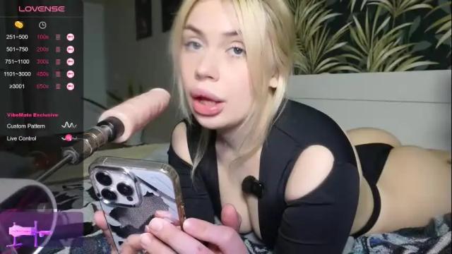 Image 3 of meukotis Stream on Chaturbate on 1 month ago