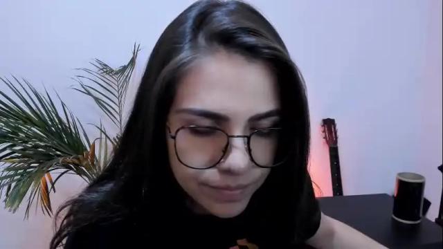 Image 3 of meurief Stream on Chaturbate on 9 days ago
