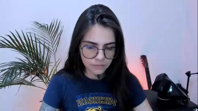 Image 2 of meurief Stream on Chaturbate on 1 month ago