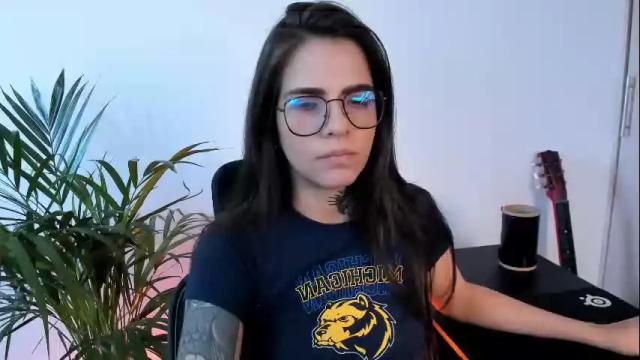 Image 2 of meurief Stream on Chaturbate on 1 month ago
