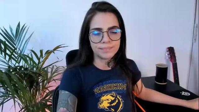 Image 3 of meurief Stream on Chaturbate on 1 month ago