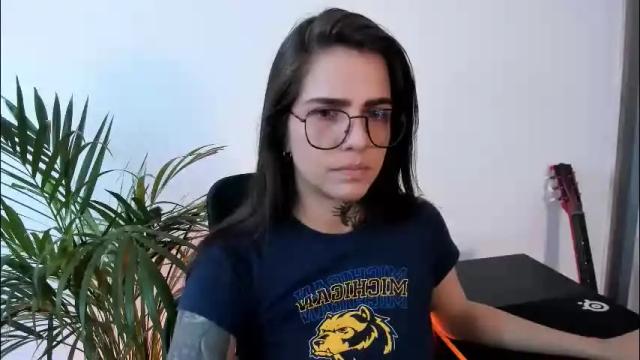 Image 3 of meurief Stream on Chaturbate on 21 days ago