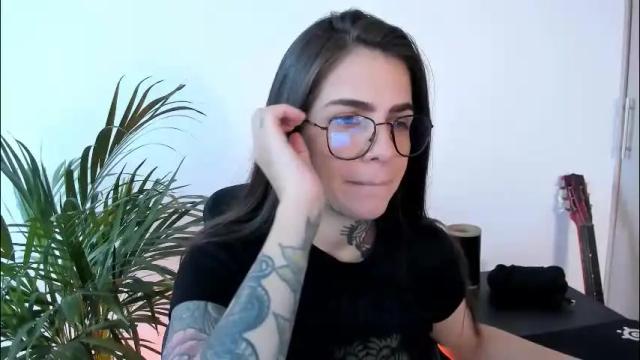 Image 3 of meurief Stream on Chaturbate on 6 days ago