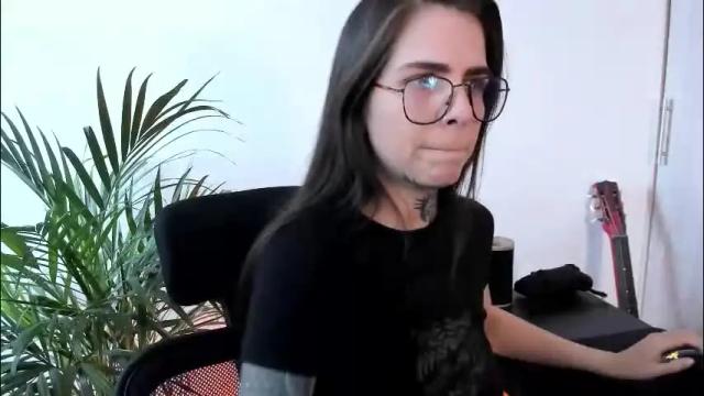 Image 4 of meurief Stream on Chaturbate on 3 days ago