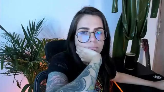 Image 2 of meurief Stream on Chaturbate on 1 month ago