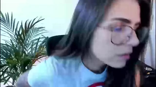 Image 2 of meurief Stream on Chaturbate on 1 month ago