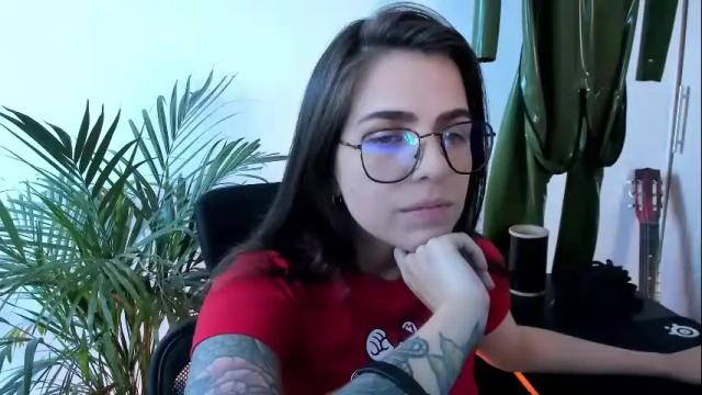 Image 3 of meurief Stream on Chaturbate on 1 month ago