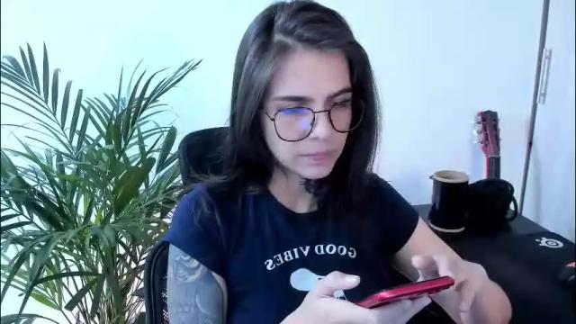 Image 8 of meurief Stream on Chaturbate on 5 days ago