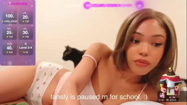 Image 11 of mew2wo Stream on Chaturbate on 9 days ago