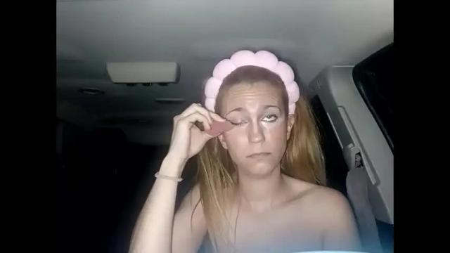 Image 3 of mezzy69 Stream on Chaturbate on 5 months ago