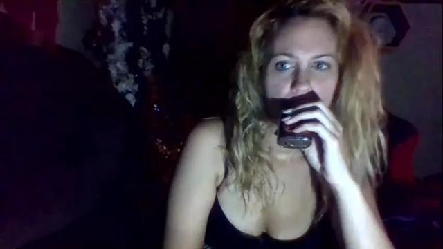 Image 12 of mezzy69 Stream on Chaturbate on 28 days ago