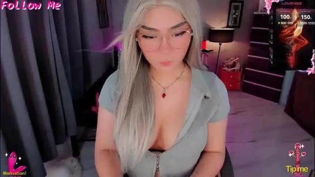 Image 7 of mhia_devil Stream on Chaturbate on 24 days ago