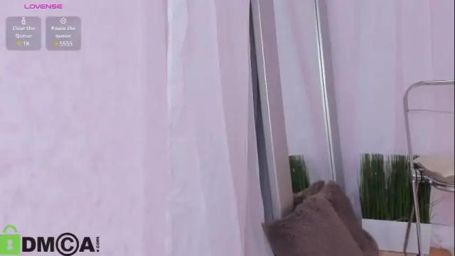 Image 3 of mi_amelia Stream on Chaturbate on 4 months ago